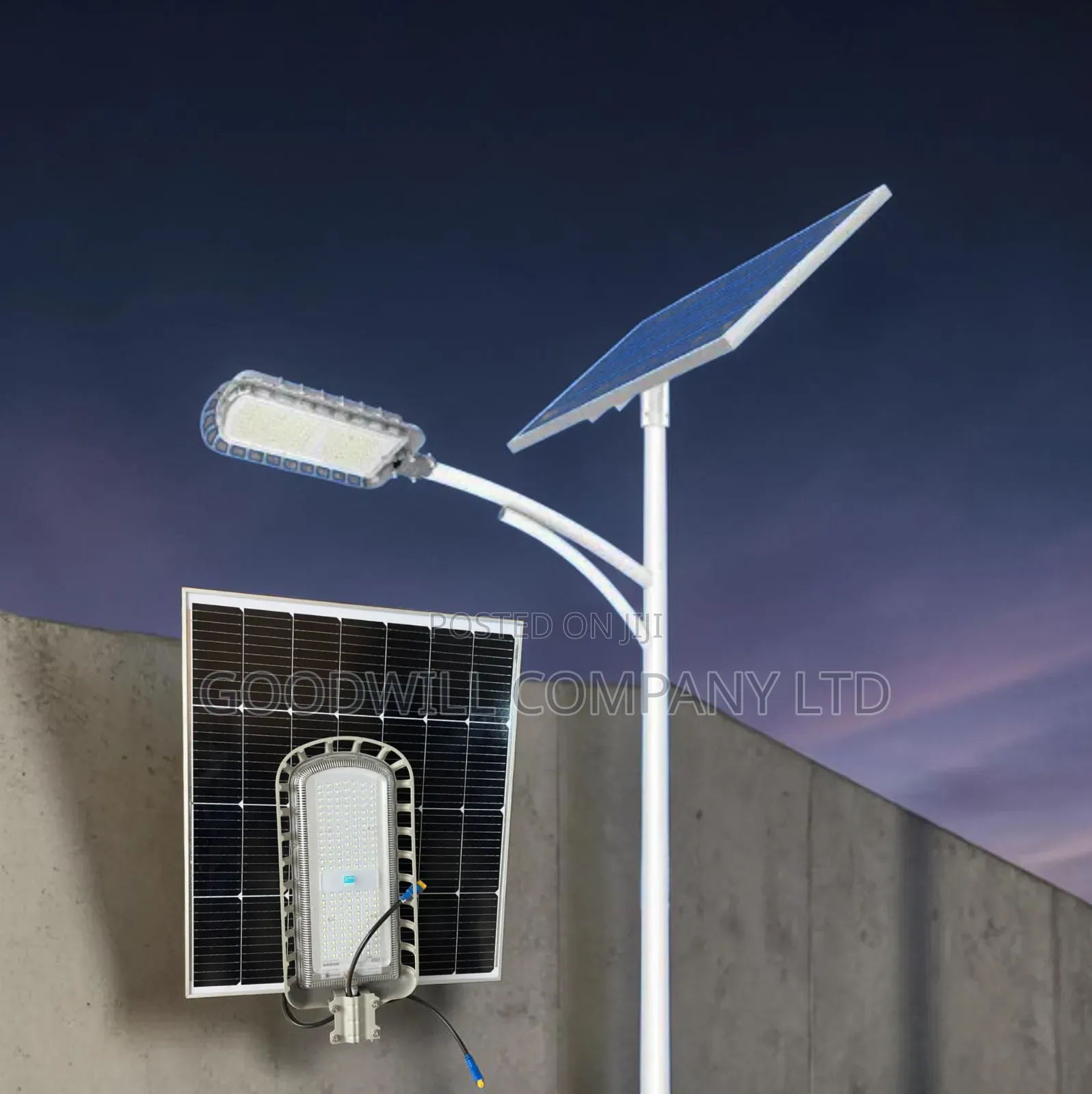 2.0 Blue Carbon Kyomulite King Solar Street Light
