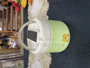 Classic Portable Lunch Box With 2 Containers