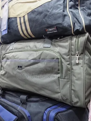 Adams Luggage Silver Grey Medium