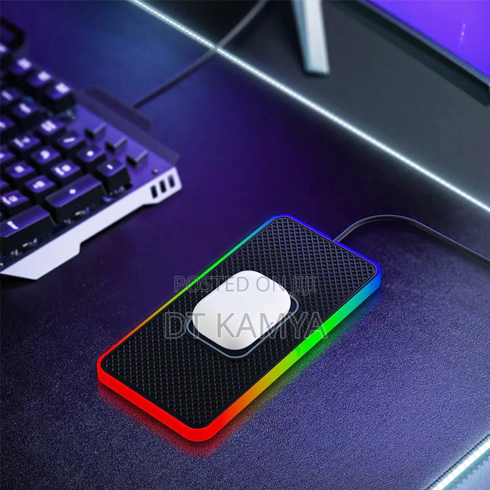 Car Qi Fast Wireless Charging Pad With Side Led Lights / Fast Charger