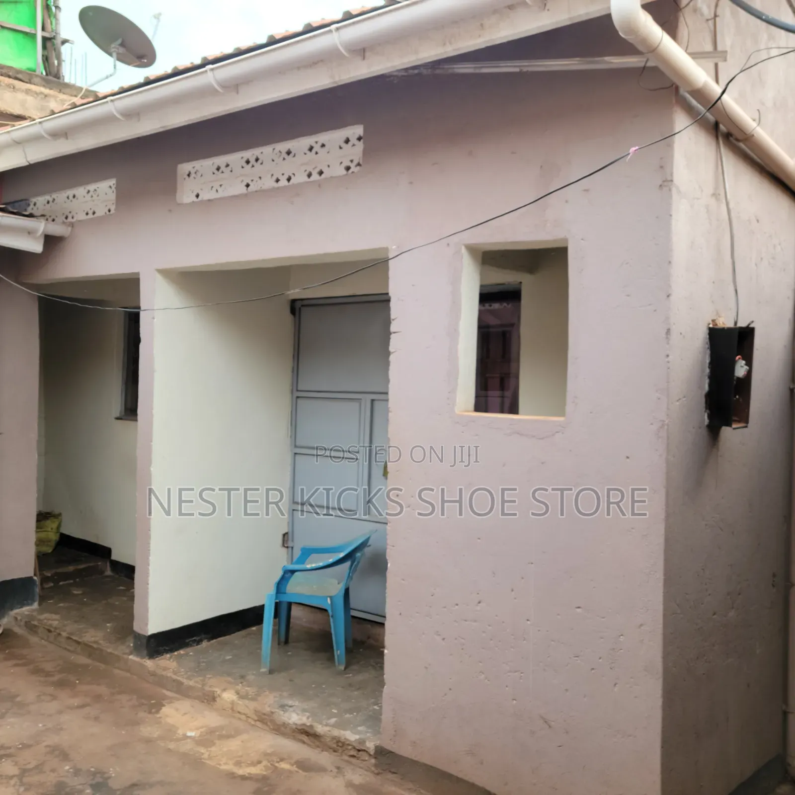 Furnished 1bdrm House in Carlton Rentals, Central Division for sale