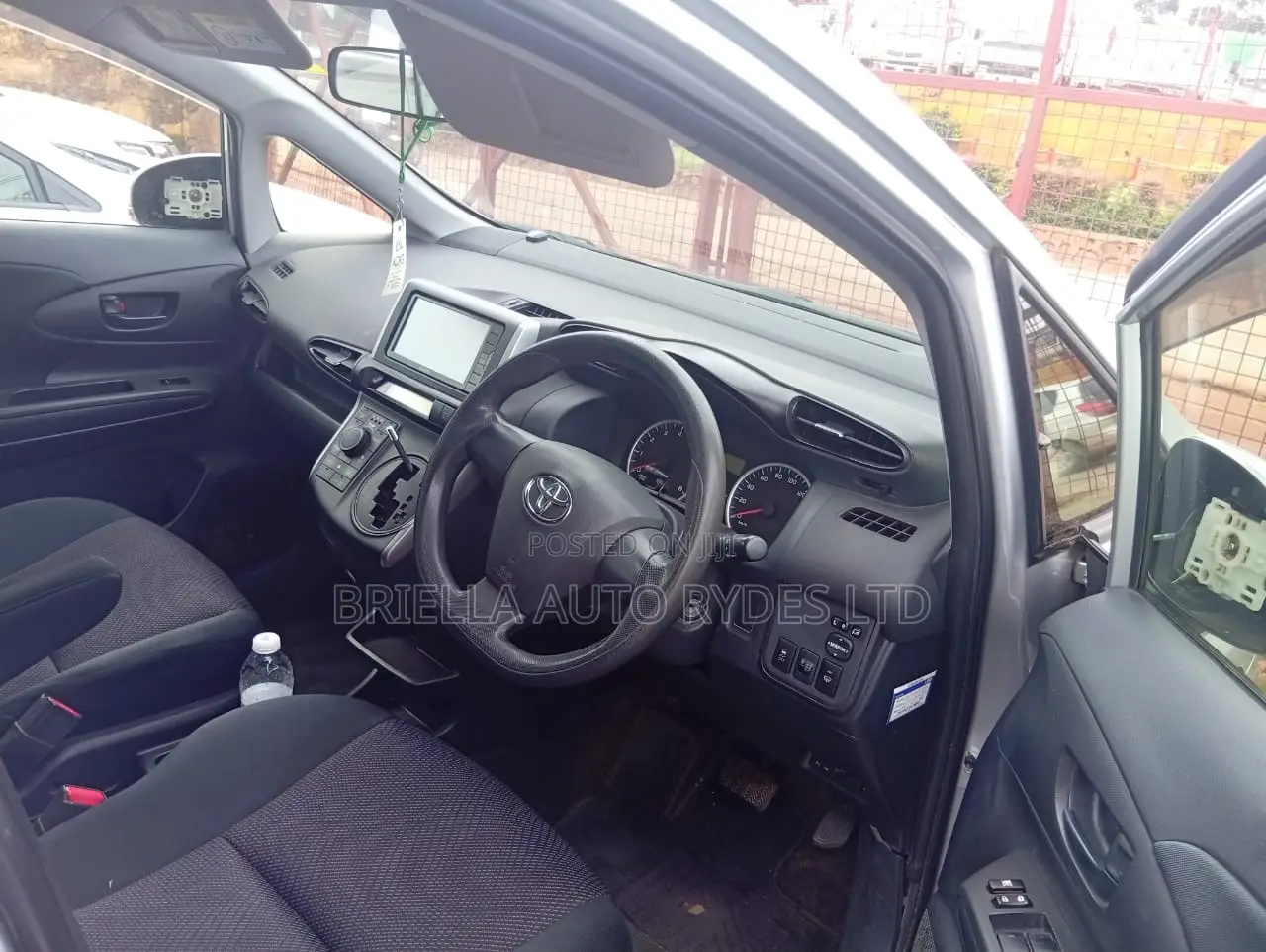 Toyota Wish 2016 Silver