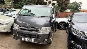 Toyota HiAce 2013 Grey
