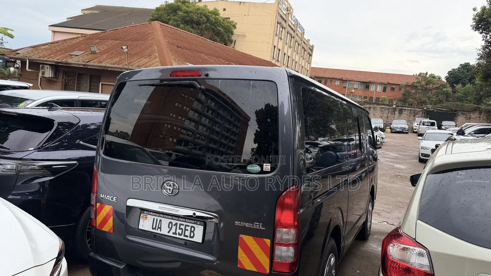 Toyota HiAce 2013 Grey