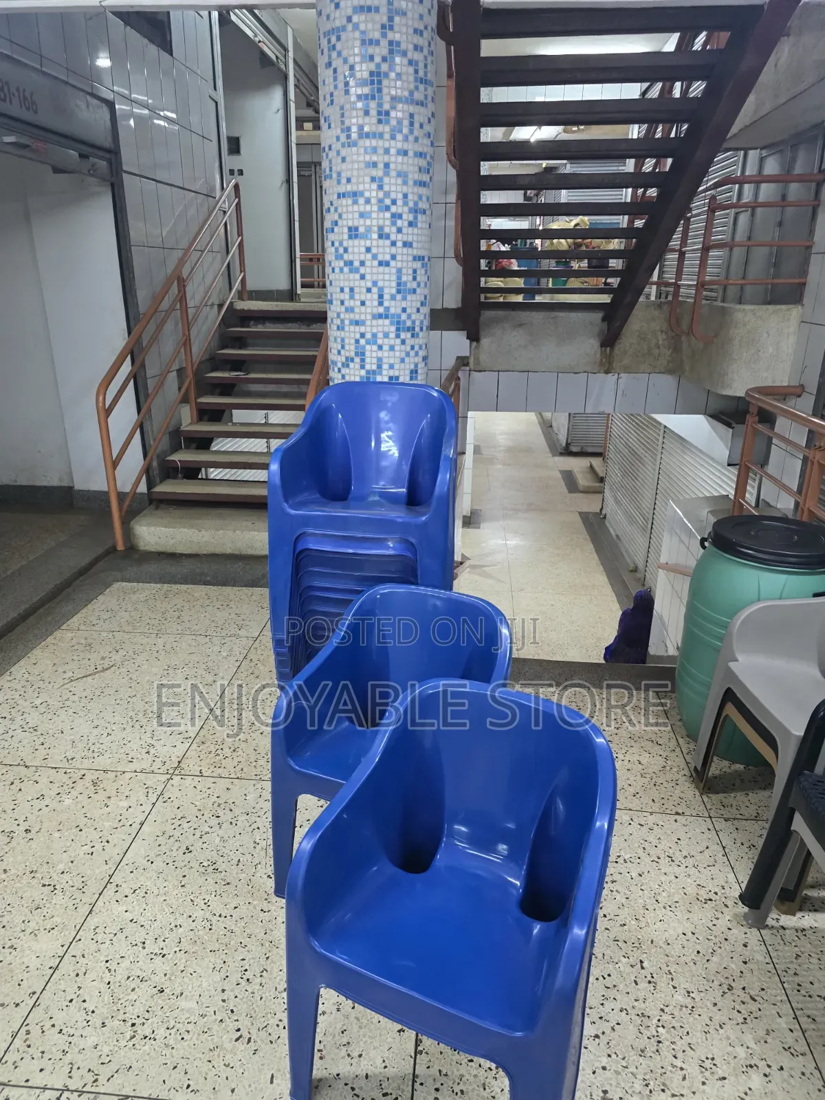 Blue Blowing Plastic Chairs Plastic Chairs