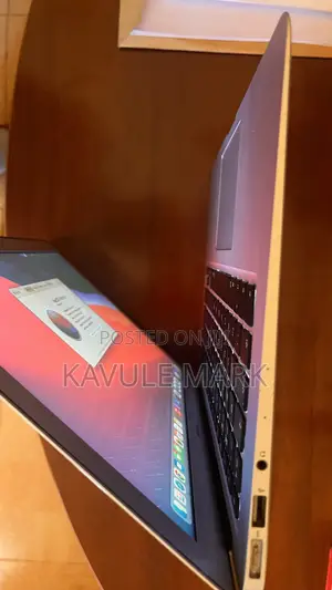Laptop Apple MacBook Air 2017 8GB Intel Core i5 SSD 250GB