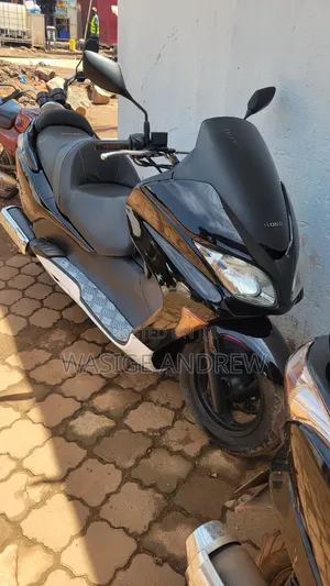 Honda Forza 2017 Black