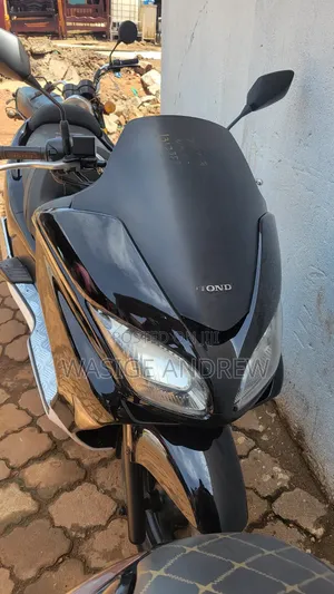 Honda Forza 2017 Black