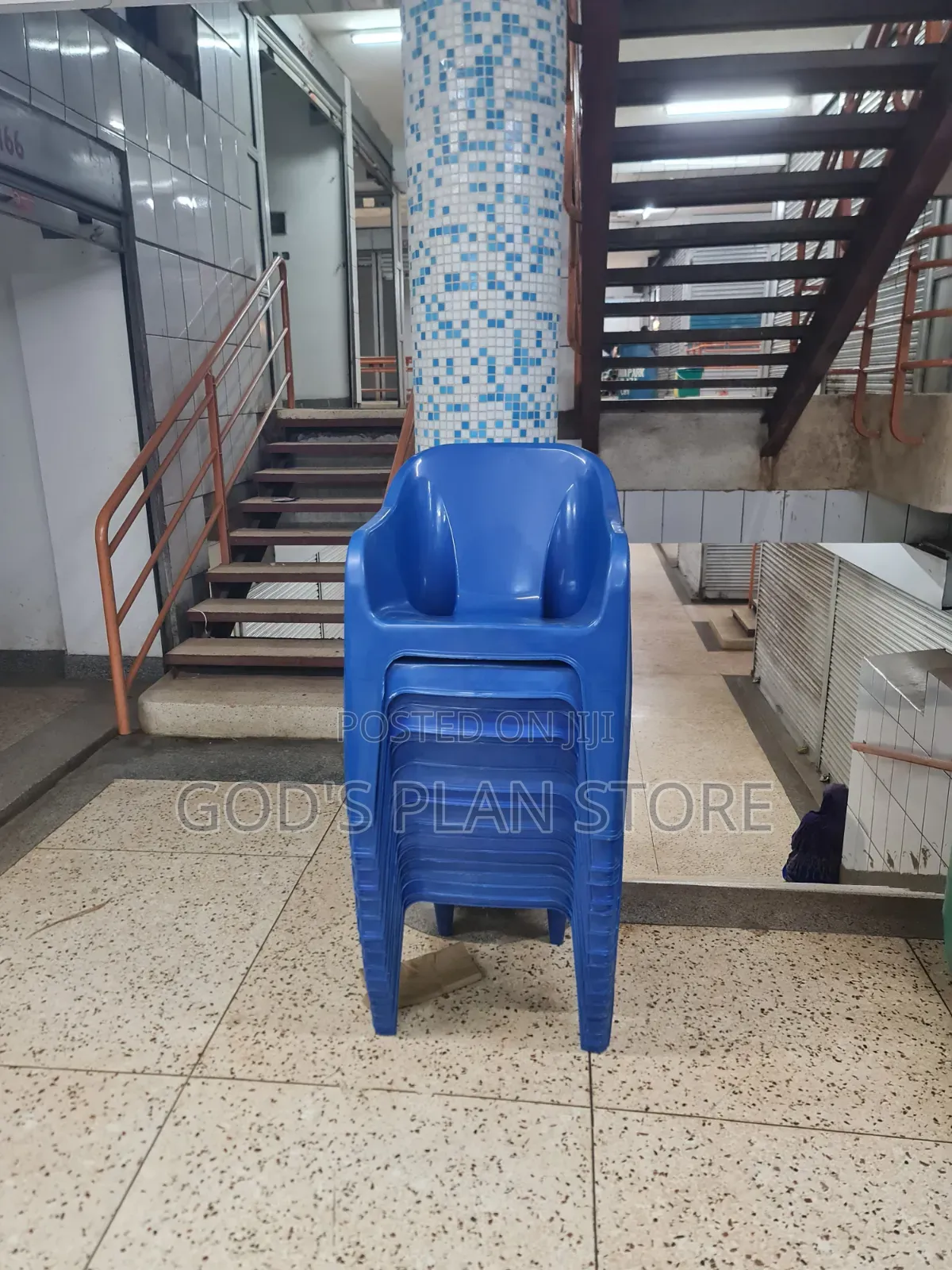 Urban Design Plastic Chairs Plastic Chairs
