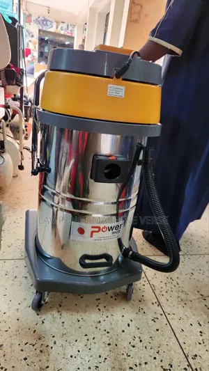 Vacuum Cleaner 70 Littles Wet and Dry