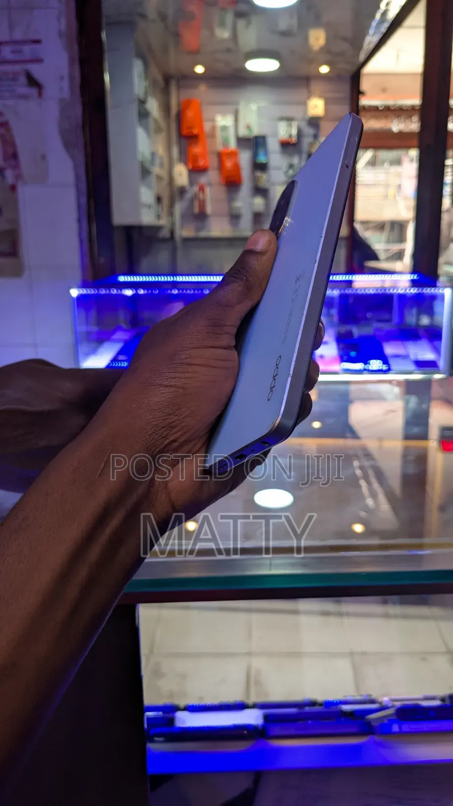 Oppo A18 128 GB Blue