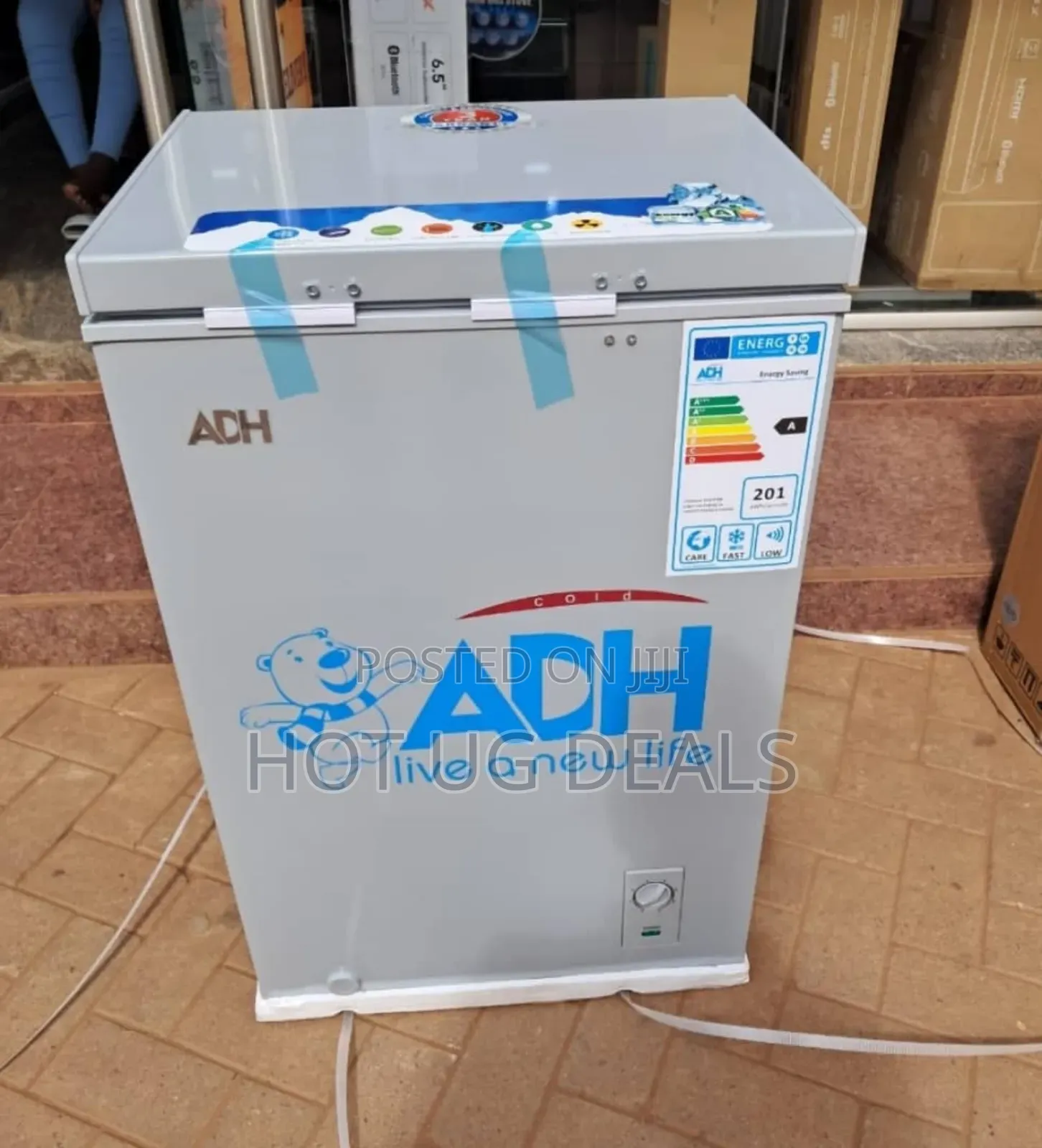 Adh 130l / 130 Liters Defrost Deep/Chest Freezer - Grey/White