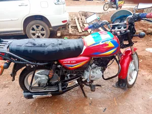 Bajaj CT 125X 2024 Red