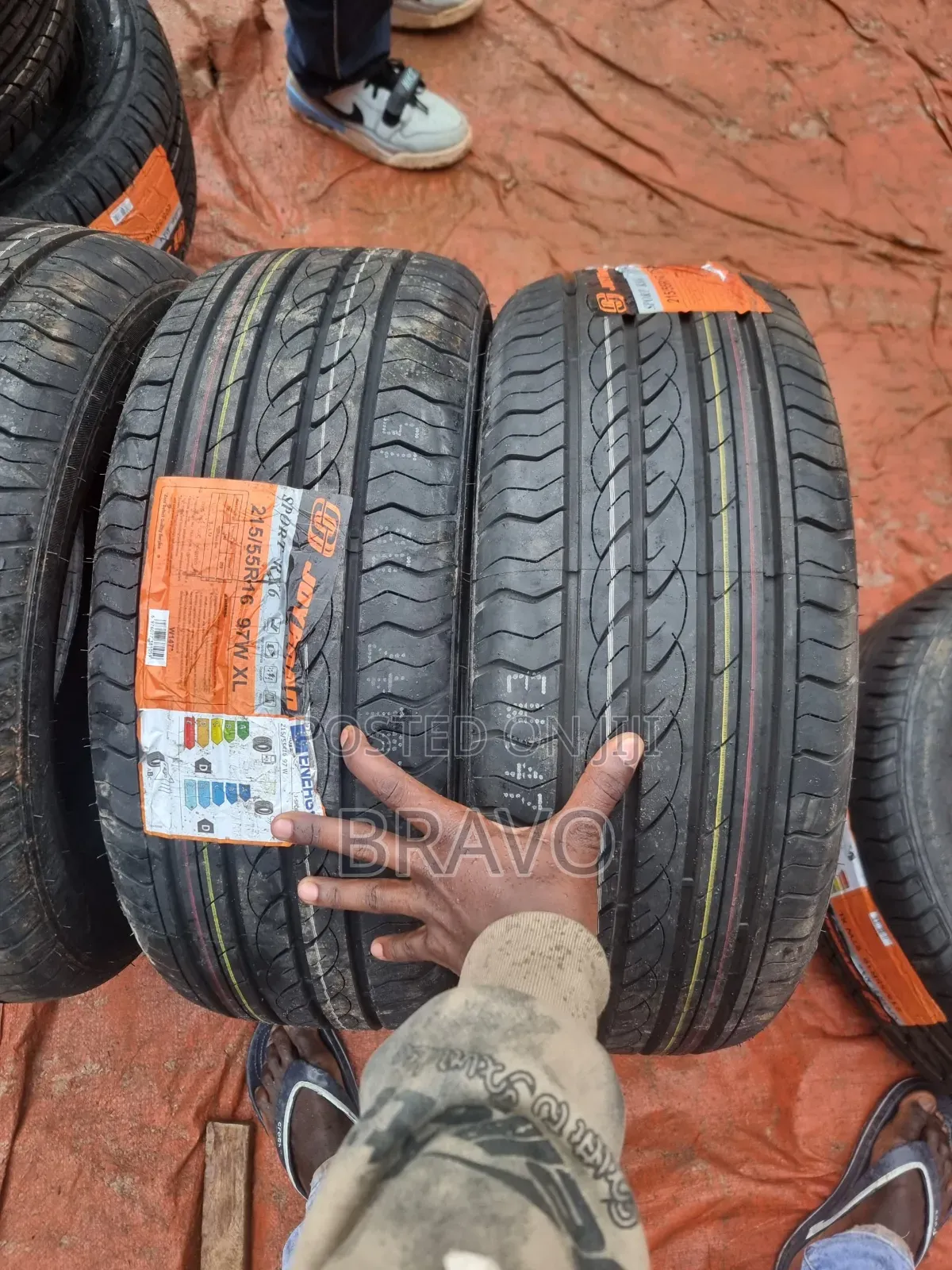 215/55r16 Highway Terrain Tyre