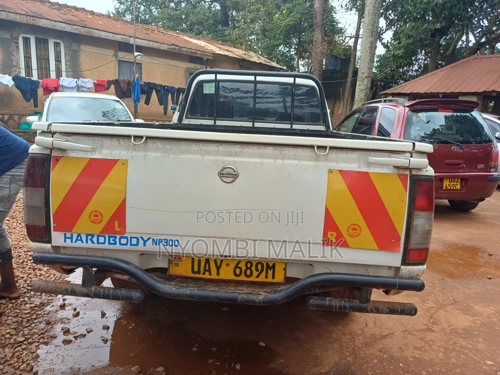 Nissan Pick-Up 2008 White