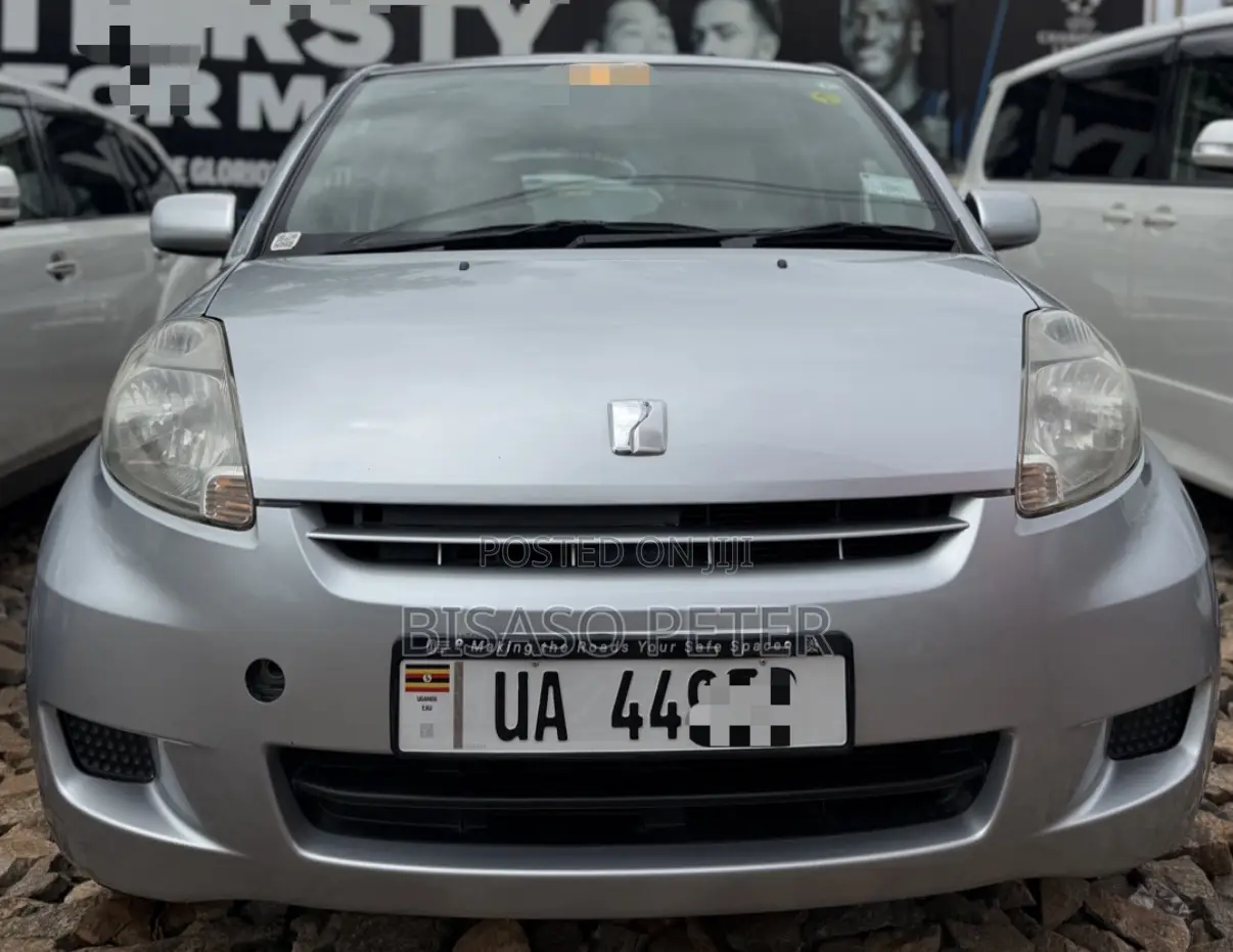 Toyota Passo 1.0 AWD 2010 Silver