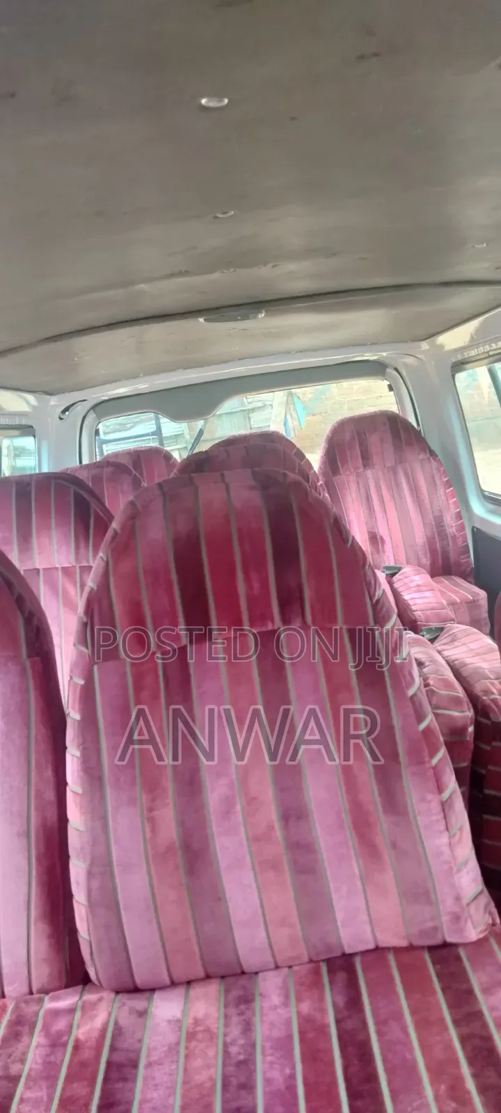 Toyota HiAce 2009 White