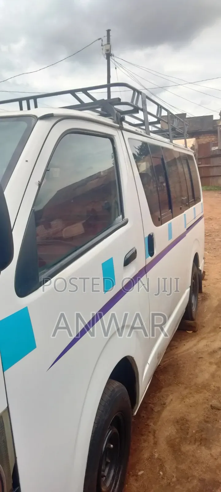 Toyota HiAce 2009 White