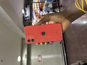 Apple iPhone 12 64 GB Red