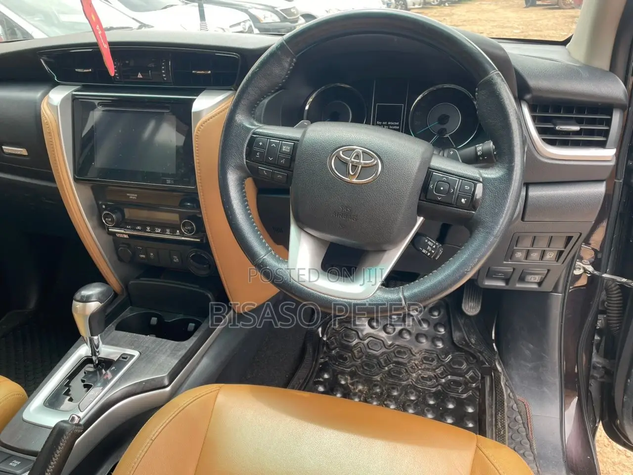 Toyota Fortuner 2.8 D AWD 2015 Beige