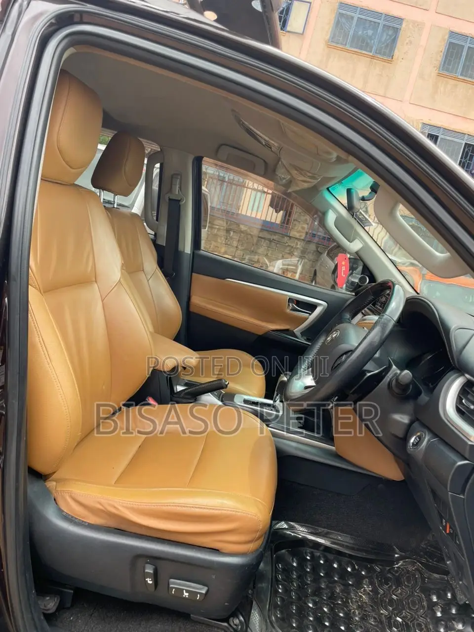 Toyota Fortuner 2.8 D AWD 2015 Beige