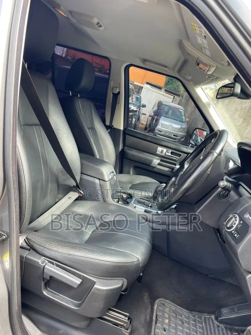 Land Rover Discovery 2012 Silver