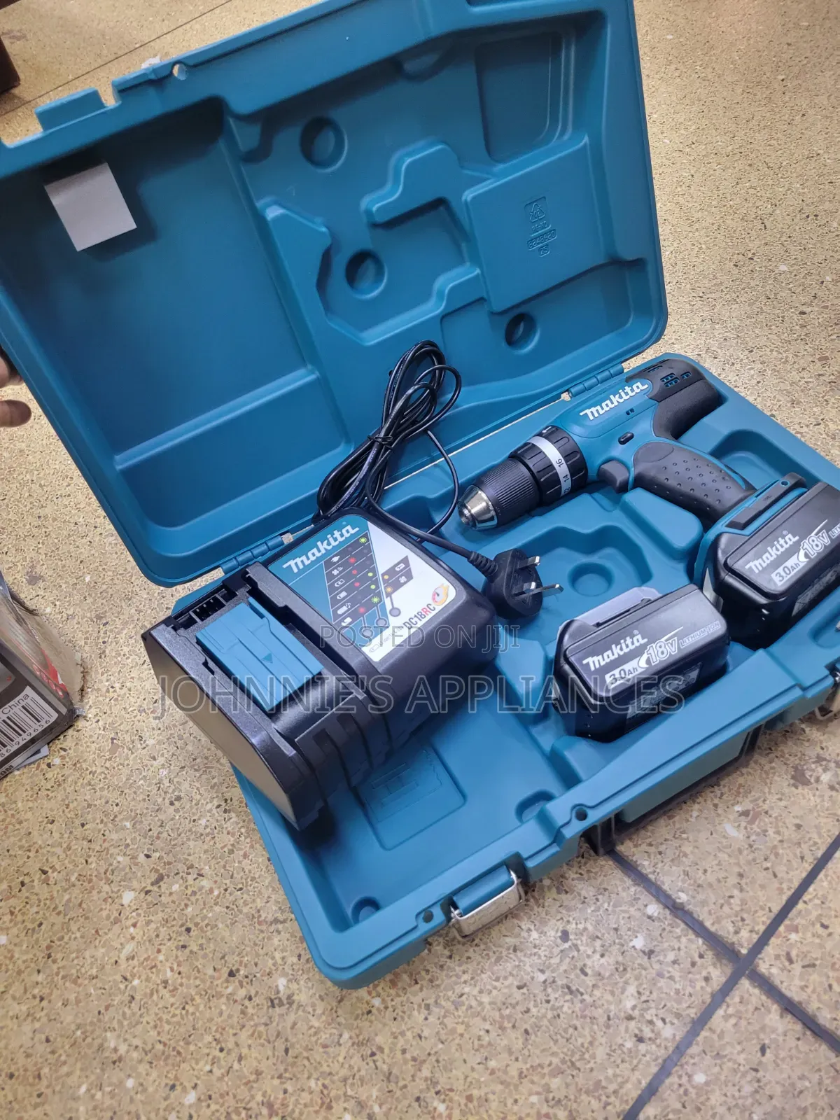 Makita 18v Cordless Drill Driver Kit (3.0ah) – Dual Battery Profession