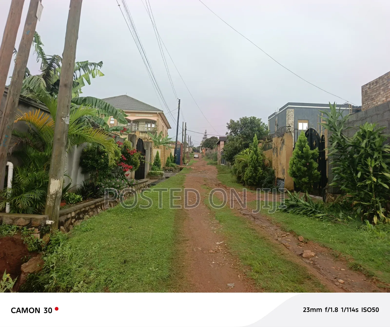 Katabi-Ebb Road |100*100ft|190m Ugx Titled