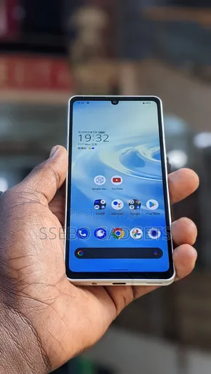 Sharp Aquos Sense6 64 GB Gold