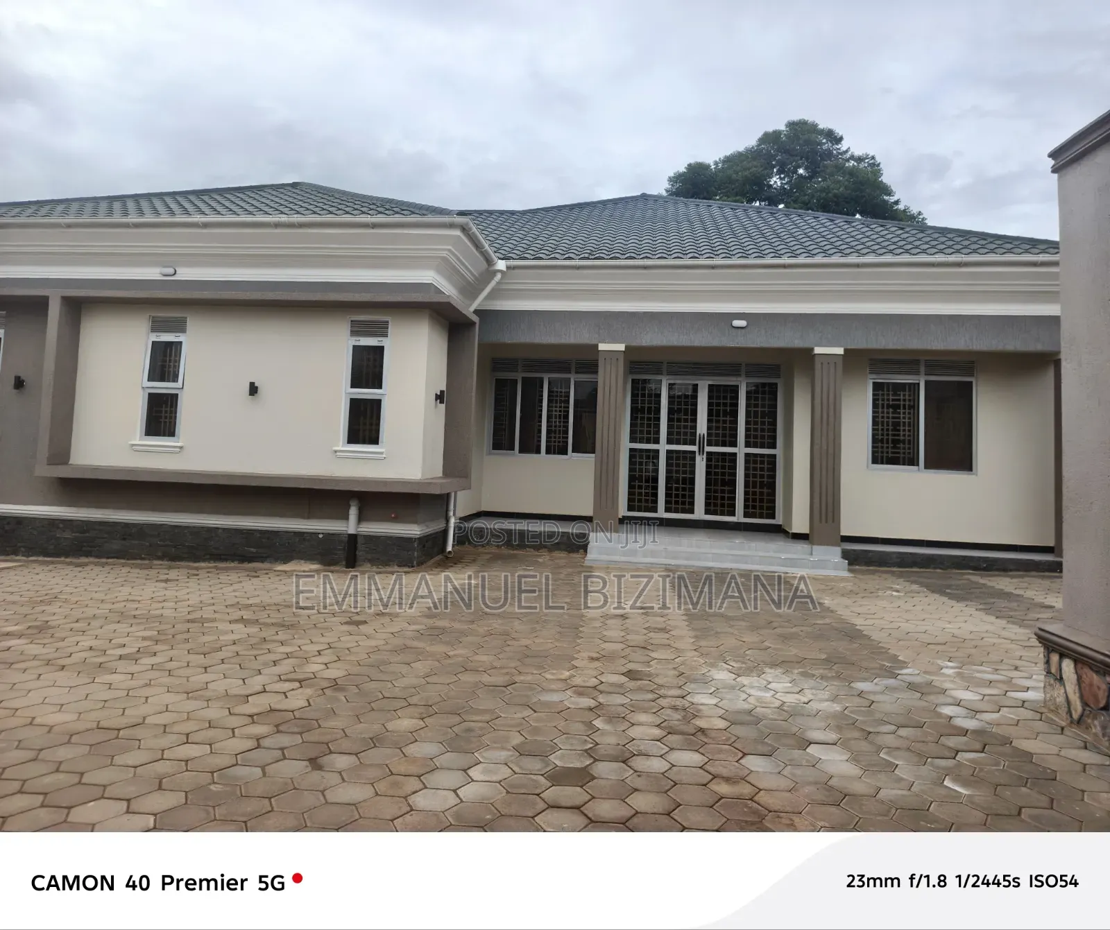 Furnished 4bdrm Bungalow in Kira, Central Division for sale