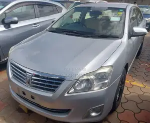 Toyota Premio 2016 Silver