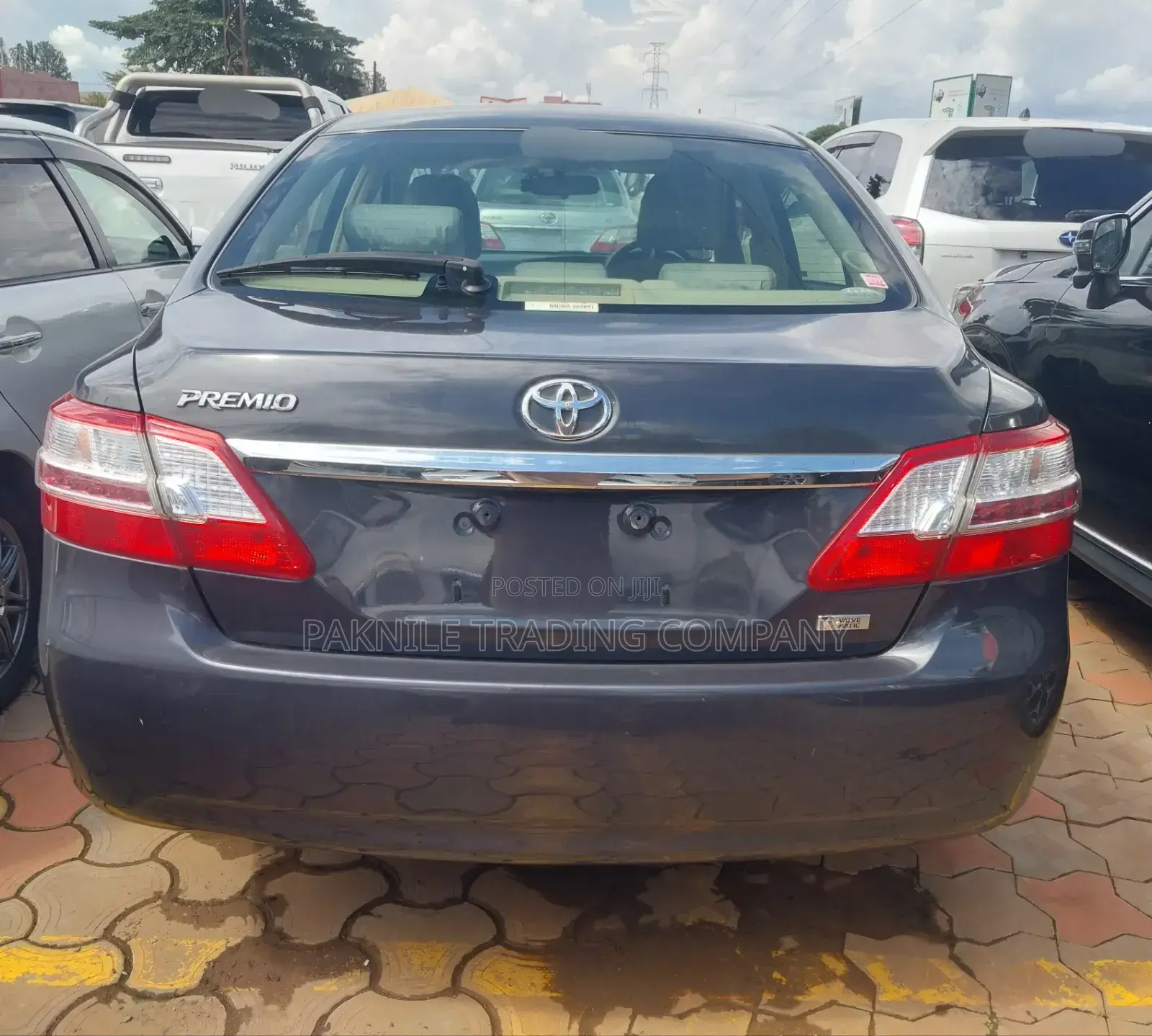 Toyota Premio 1.5 FWD 2016 Gray