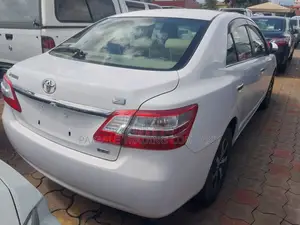 Toyota Premio 2013 White