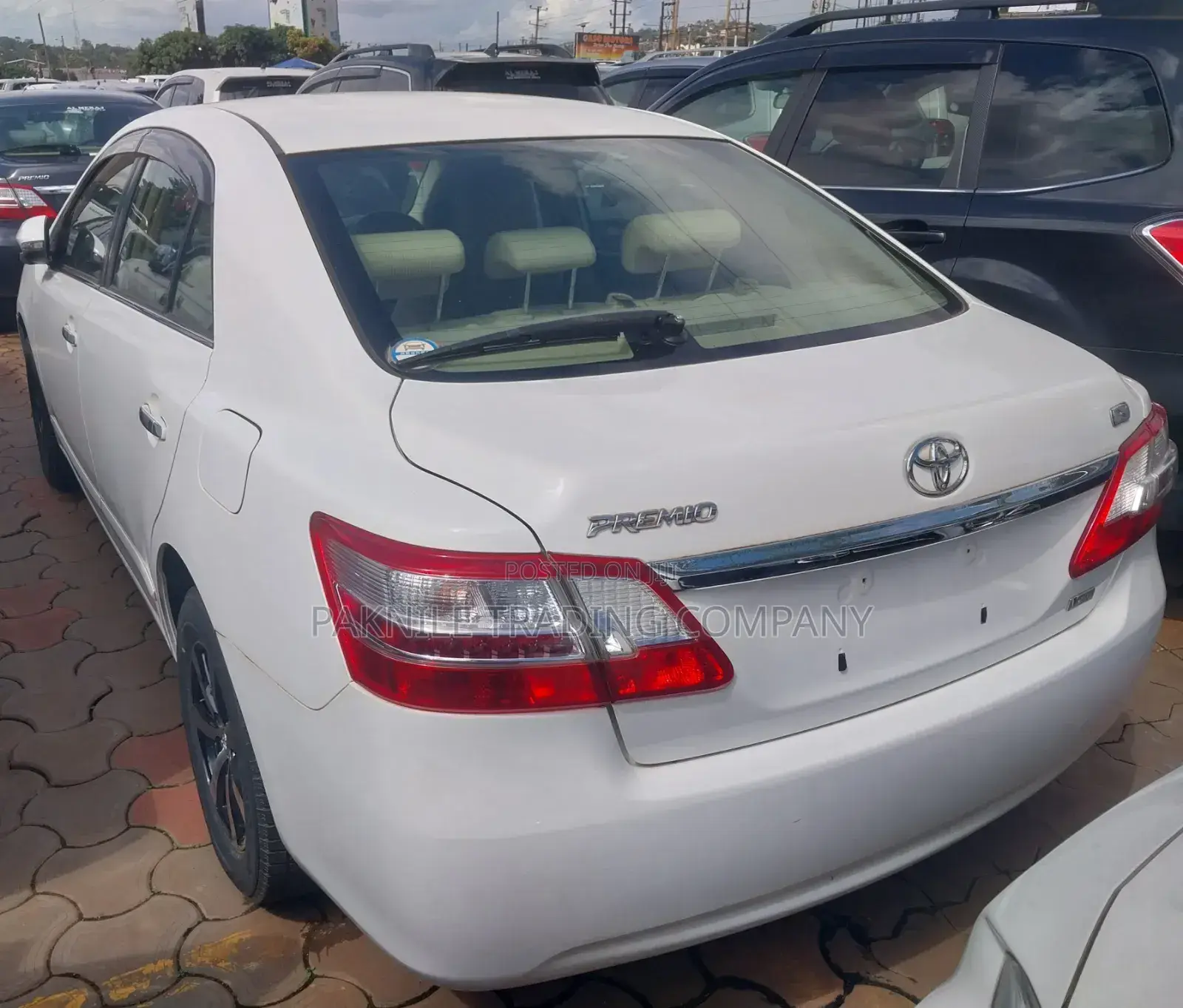 Toyota Premio 2013 White
