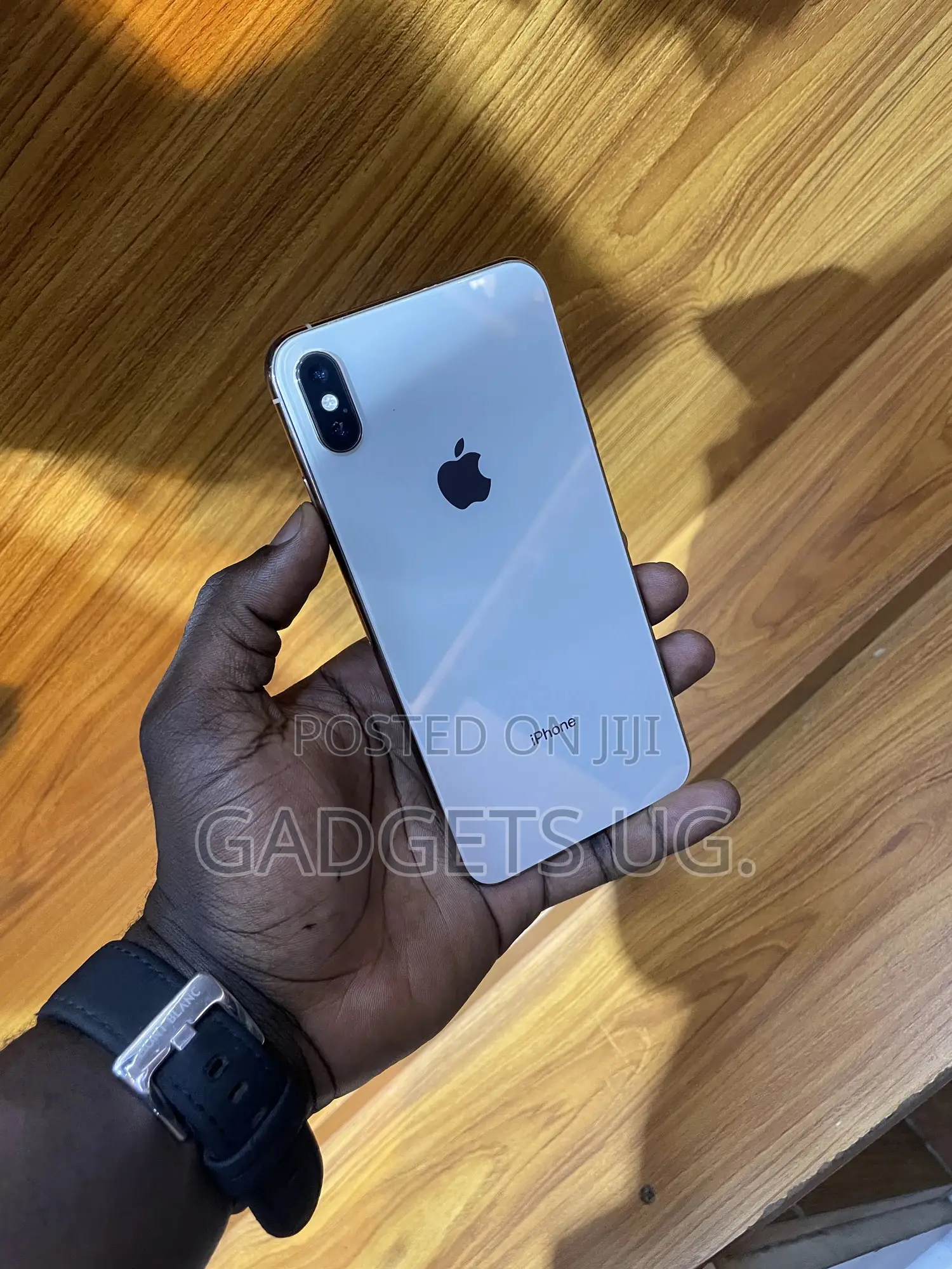 Apple iPhone XS Max 64 GB Gold