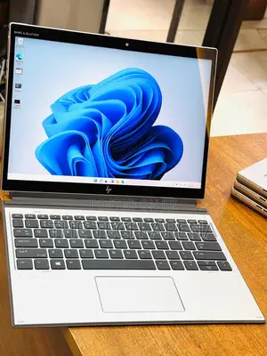New Laptop HP Elite X2 G8 16GB Intel Core i5 SSD 256GB