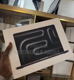 New Apple MacBook Pro 2025 M5 14-inch 16GB Apple M5 Pro SSD 512GB