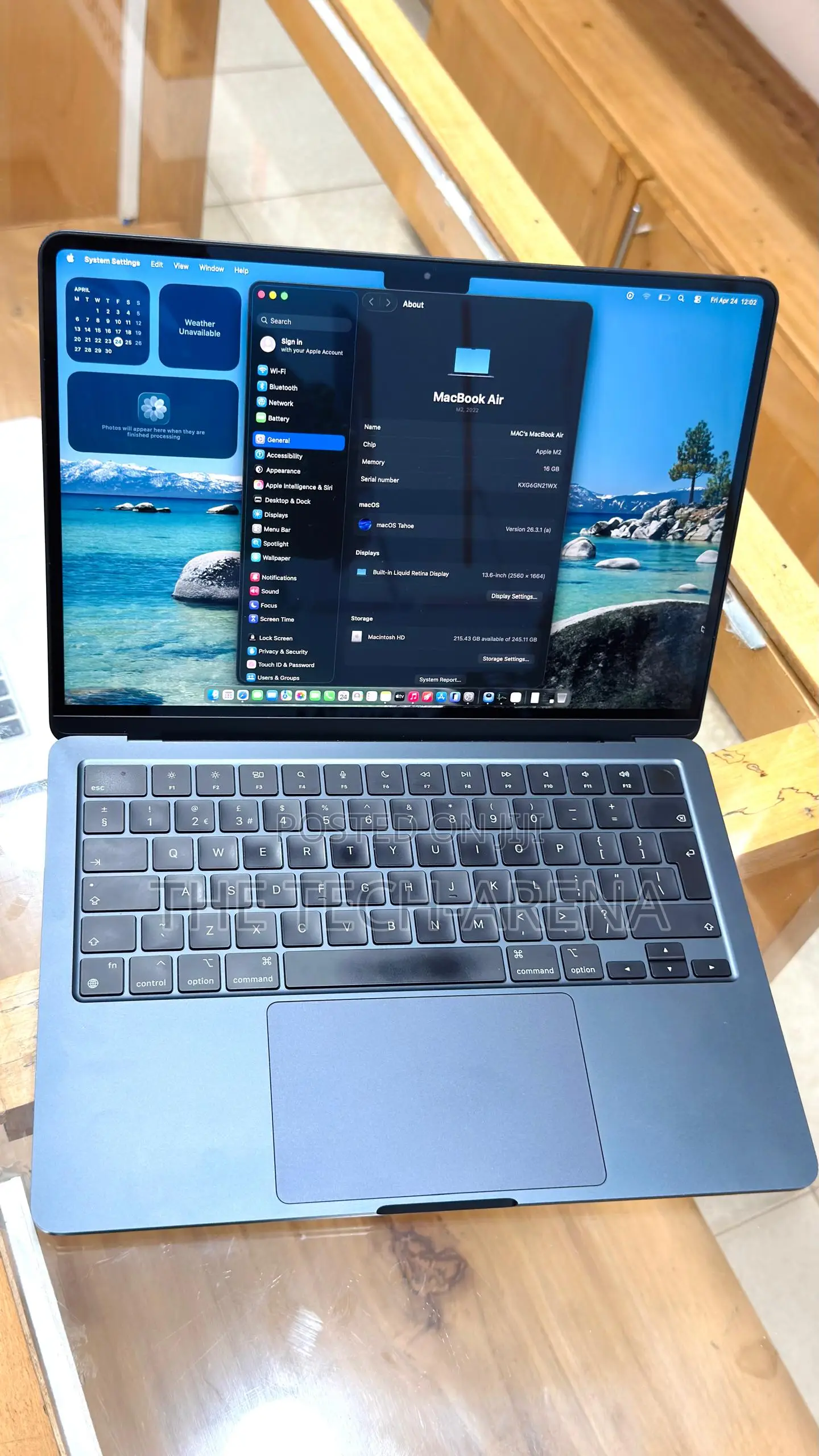 New Laptop Apple MacBook Air 2022 M2 8GB Apple M2 SSD 256GB
