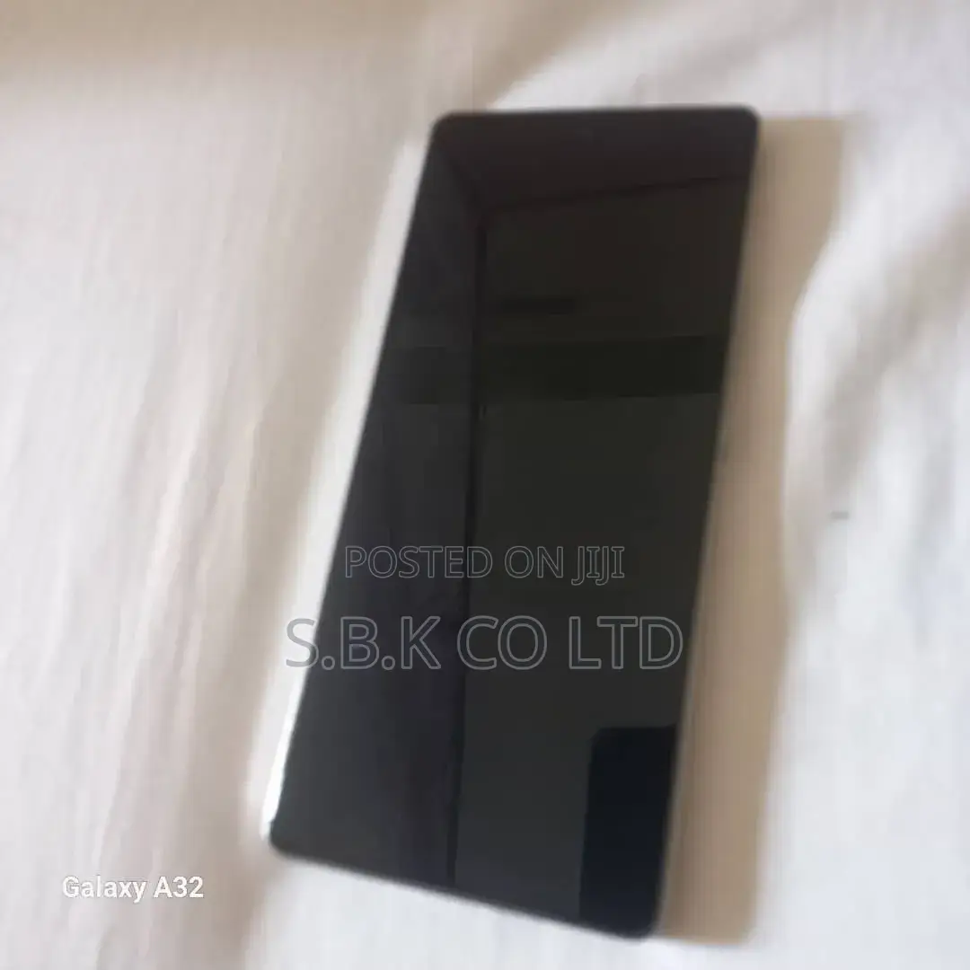 Infinix Note 40 256 GB Silver