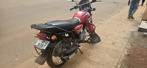 Bajaj CT 125X 2023 Red