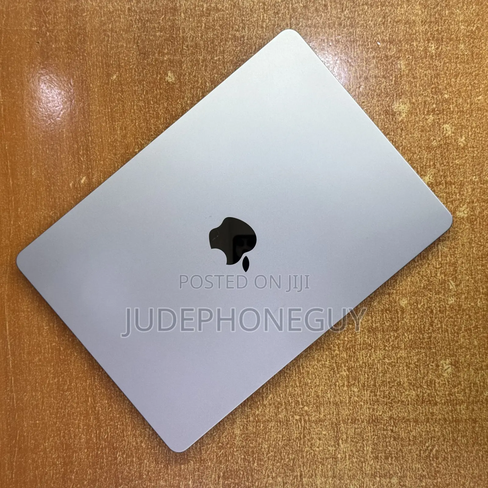Laptop Apple MacBook Air 2024 M3 13-inch 8GB Apple M3 SSD 512GB