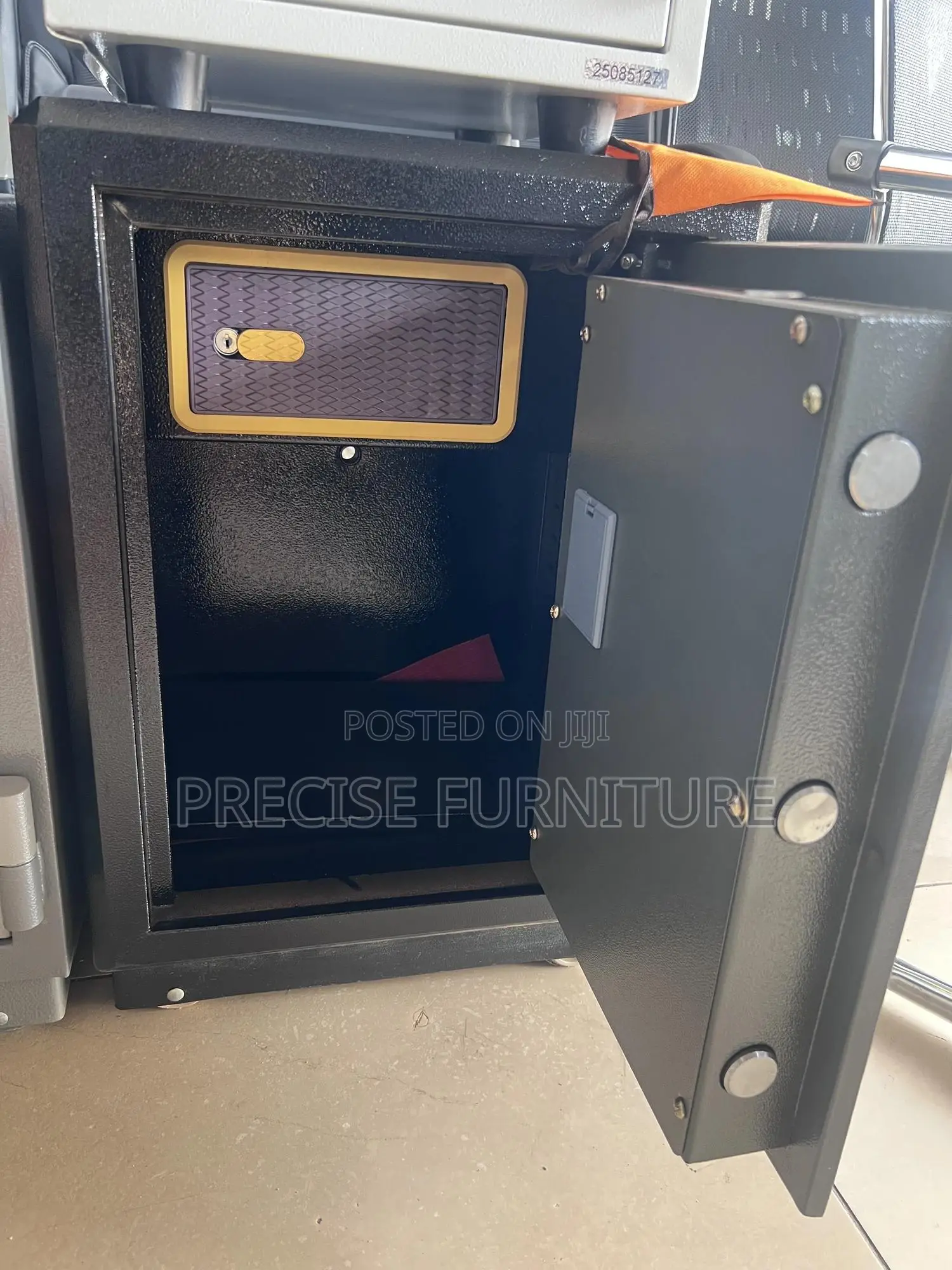 Fire Resistant Safe Box
