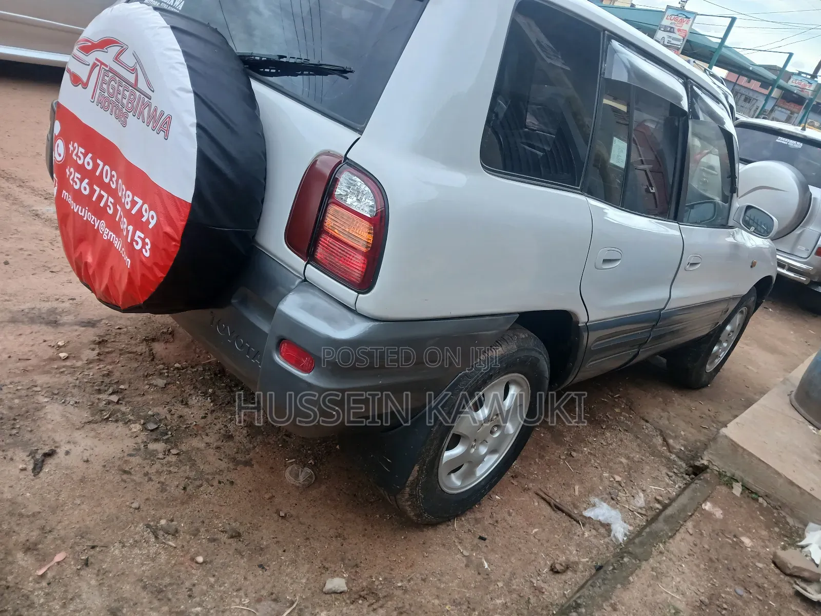 Toyota RAV4 1999 Silver