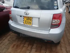 Toyota IST 2008 Silver