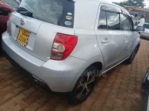 Toyota IST 2008 Silver