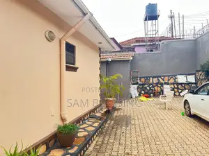 4bdrm House in Kisaasi, Nakawa for sale