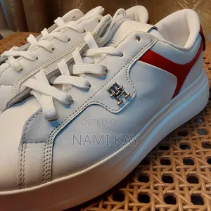 Tommy Hilfigure Pointy Court Sneakers