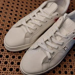 Tommy Hilfigure Pointy Court Sneakers