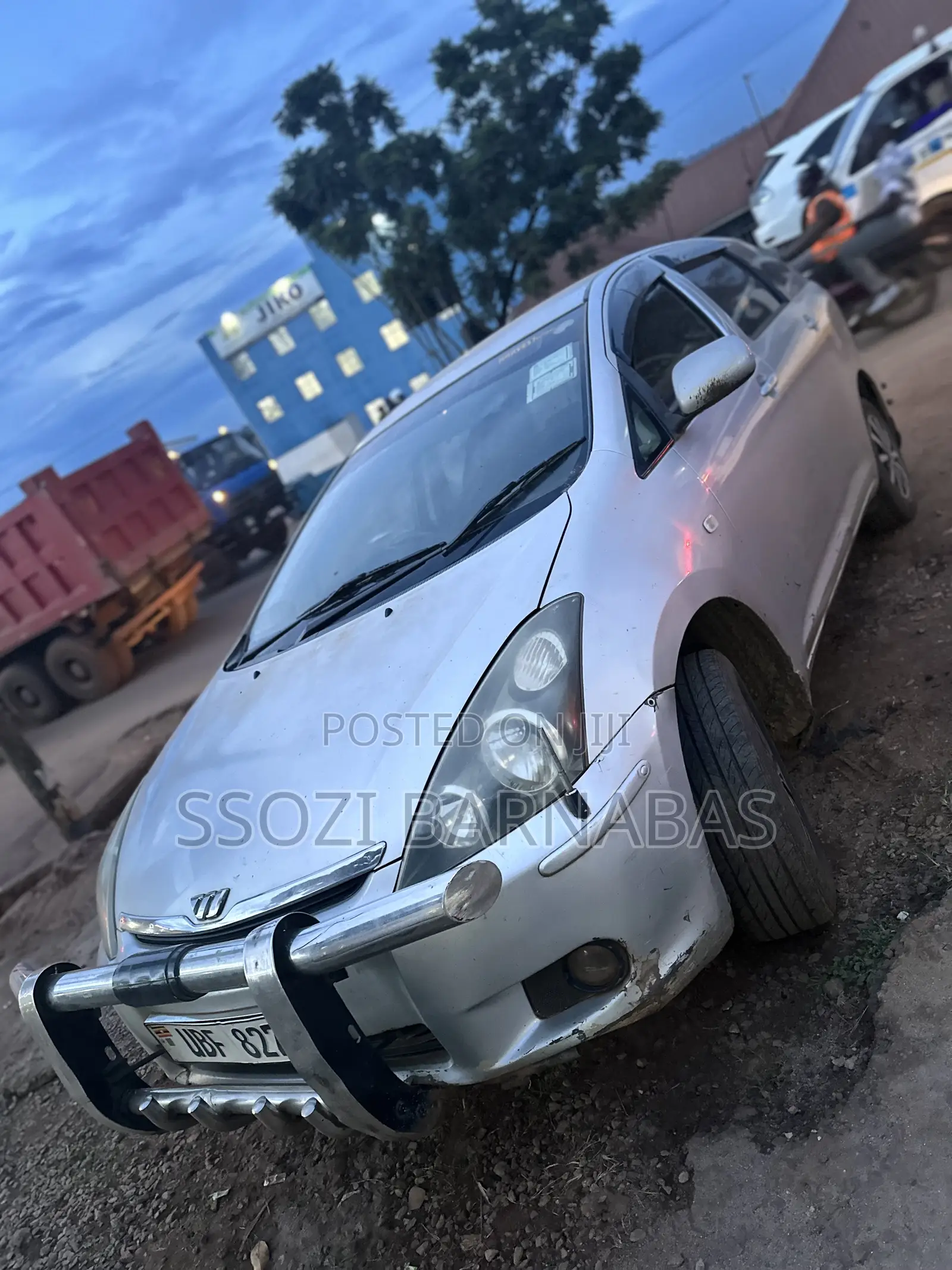 Toyota Wish 2004 Silver