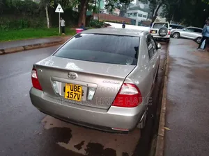 Toyota Corolla 1.6 VVT-i 2006 Silver